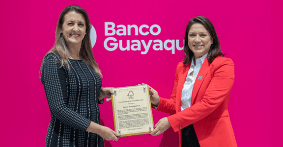 Banco Guayaquil marca un hito regional al convertirse en el primer banco de Latinoamérica en aliarse con FSC ® para garantizar compras con certificación responsable