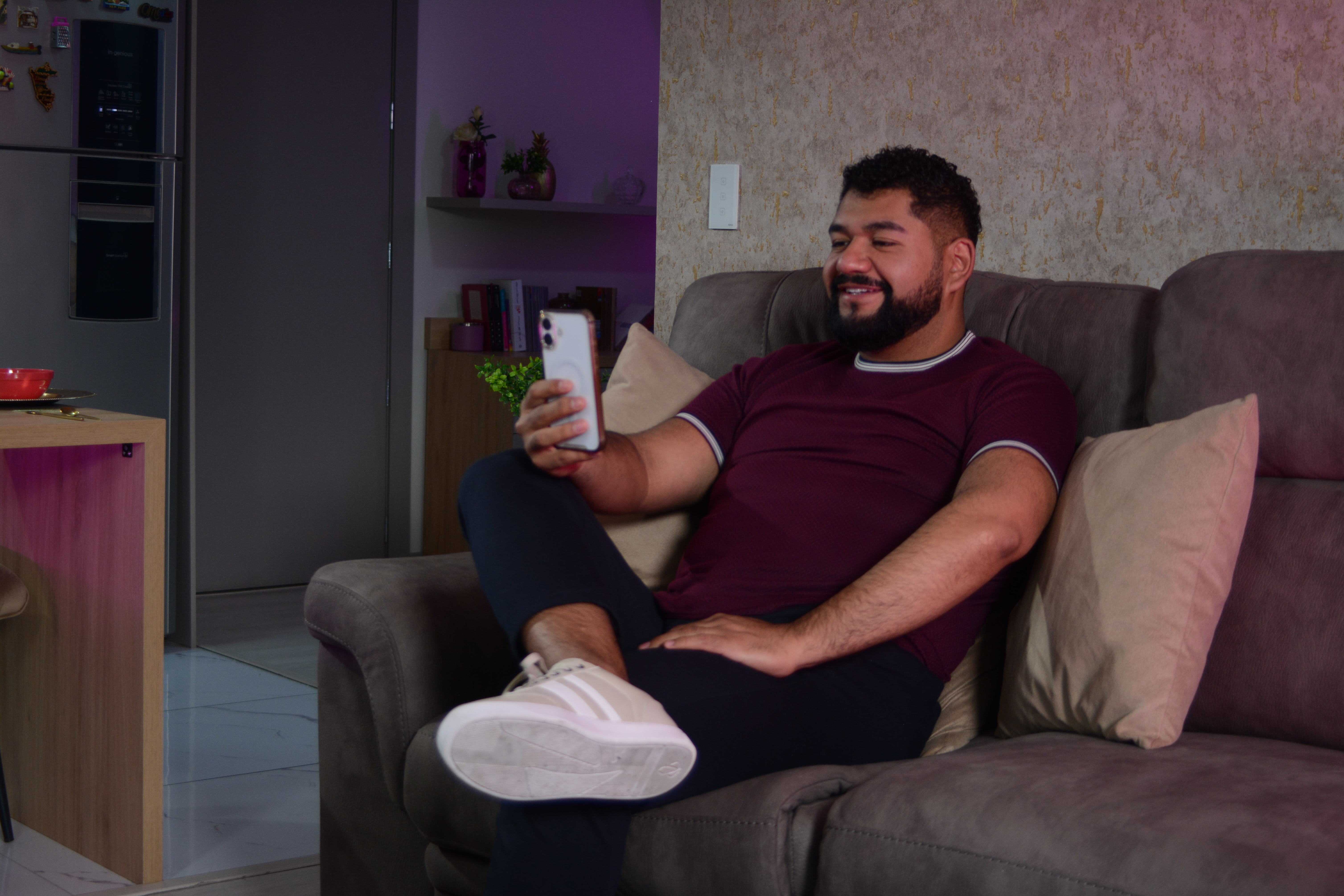 Banco Guayaquil lanza una nueva solución digital para recibir remesas desde Estados Unidos